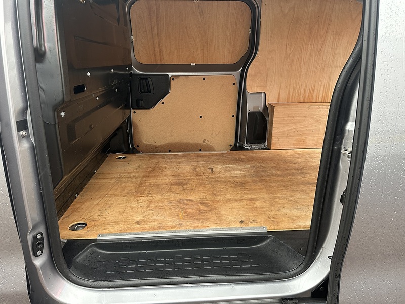 Vauxhall Vivaro Turbo D Prime - U2710