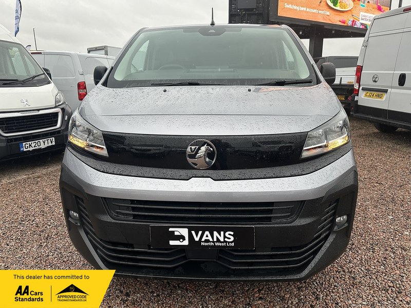 Vauxhall Vivaro Turbo D Prime - U2710