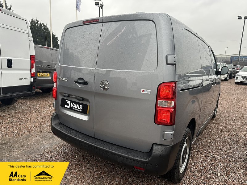 Vauxhall Vivaro Turbo D Prime - U2710