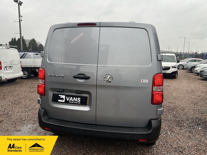 Vauxhall Vivaro Turbo D Prime - U2710