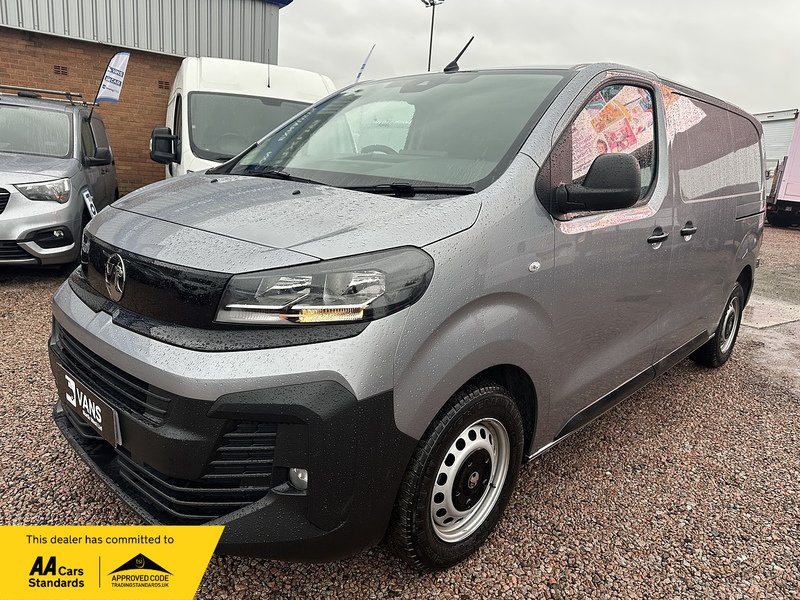 Vauxhall Vivaro Turbo D Prime - U2710