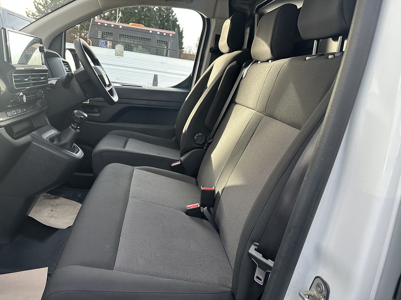 Vauxhall Vivaro Turbo D Prime - U2711