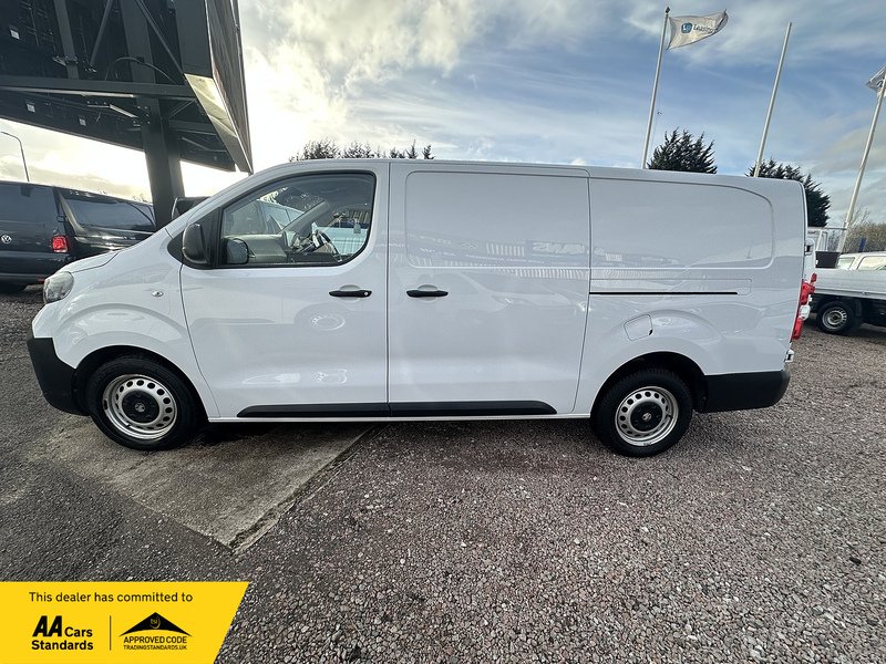 Vauxhall Vivaro Turbo D Prime - U2711