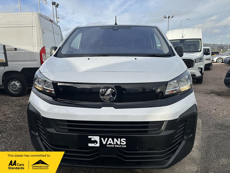 Vauxhall Vivaro Turbo D Prime - U2711