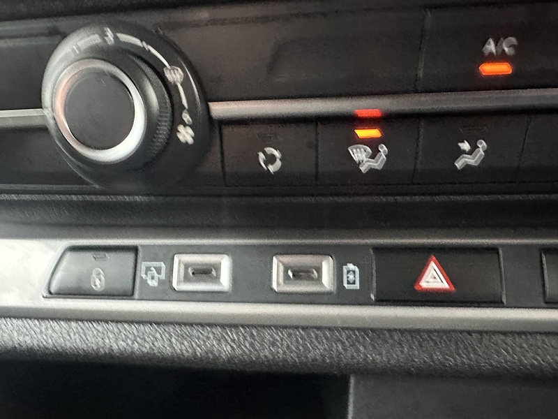 Vauxhall Vivaro Turbo D Prime - U2712