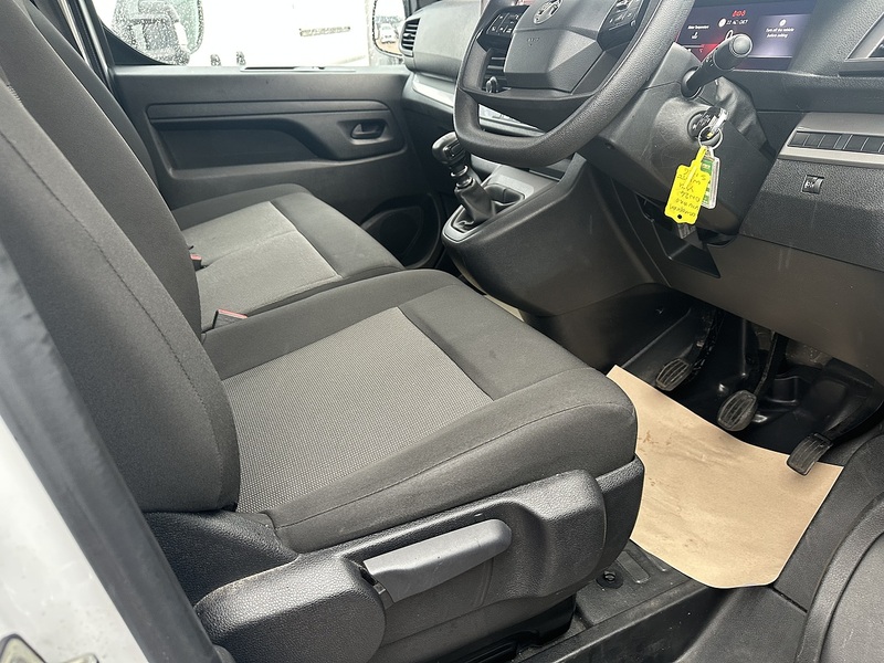 Vauxhall Vivaro Turbo D Prime - U2712