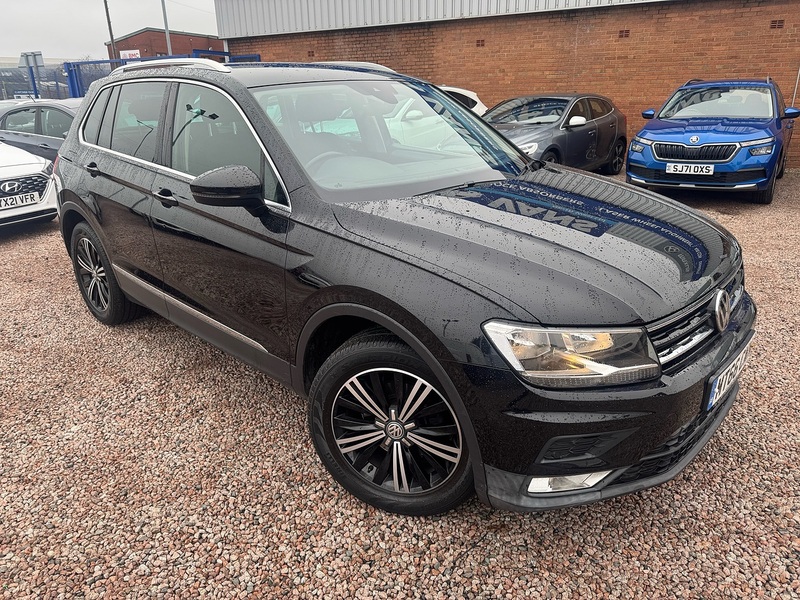 Volkswagen Tiguan TSI BlueMotion Tech SE Navigation - U2715