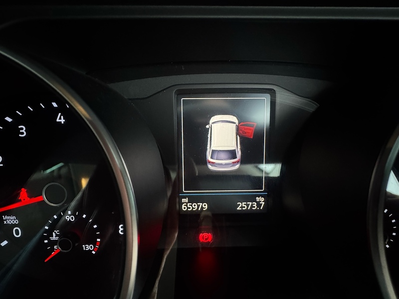 Volkswagen Tiguan TSI BlueMotion Tech SE Navigation - U2715