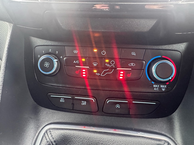 Ford Transit Connect 240 EcoBlue Limited - U2719