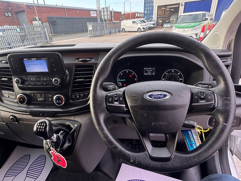 Ford Transit Custom 300 EcoBlue Leader - U2720