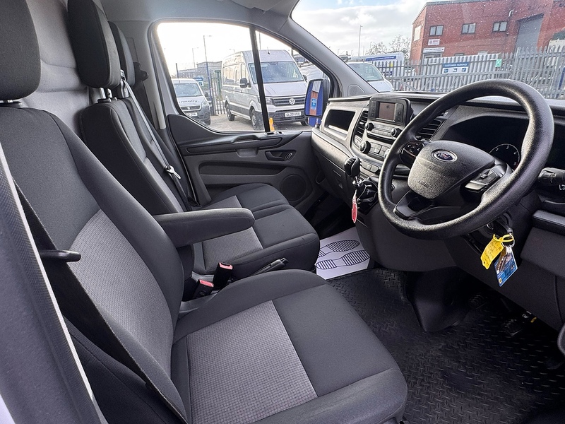 Ford Transit Custom 300 EcoBlue Leader - U2720