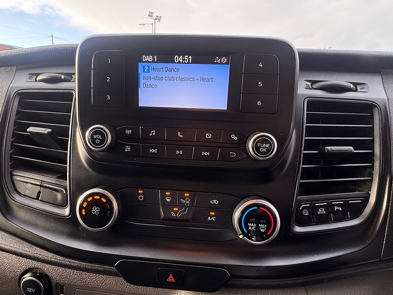 Ford Transit Custom 300 EcoBlue Leader - U2720