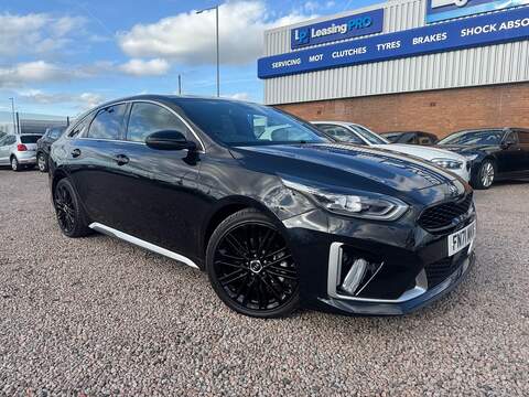 Kia ProCeed 2.5 VVT-h Black Edition SUV 5dr Petrol Hybrid CVT Euro 6 (s/s) (218 ps)