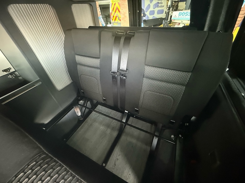 Volkswagen Transporter TDI T28 Highline - U2728