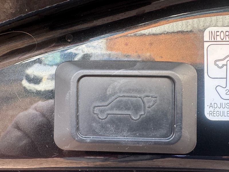 Toyota RAV4 D-CAT Invincible - U2739