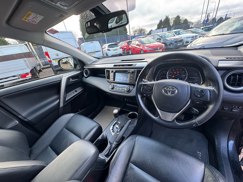 Toyota RAV4 D-CAT Invincible - U2739