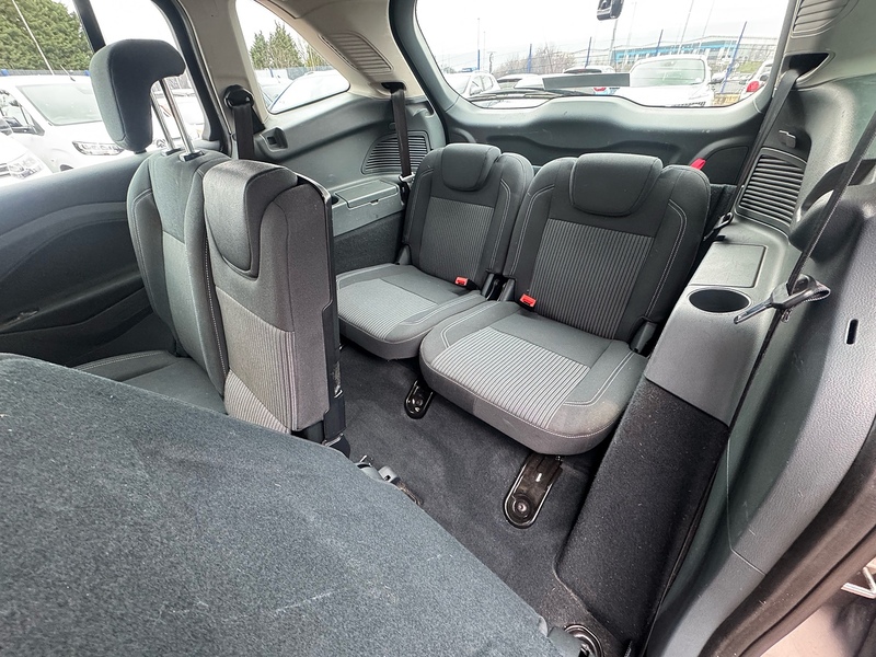 Ford Grand C-Max TDCi Titanium - U2748