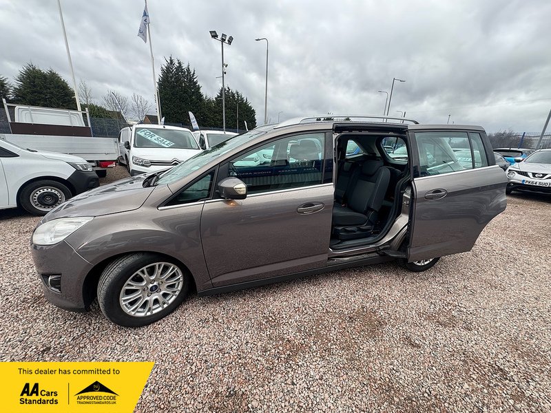 Ford Grand C-Max TDCi Titanium - U2748