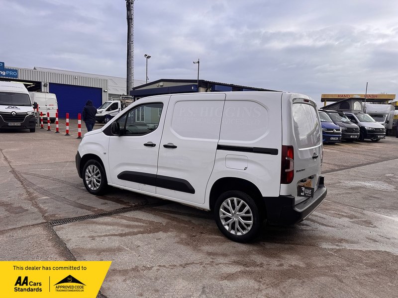 Citroen Berlingo BlueHDi 1000 Enterprise M Pro - U2754