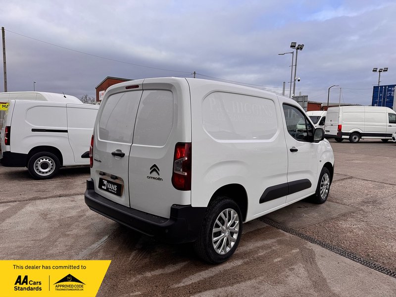Citroen Berlingo BlueHDi 1000 Enterprise M Pro - U2754