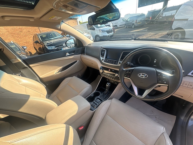 Hyundai TUCSON CRDi Blue Drive Premium SE - U2761