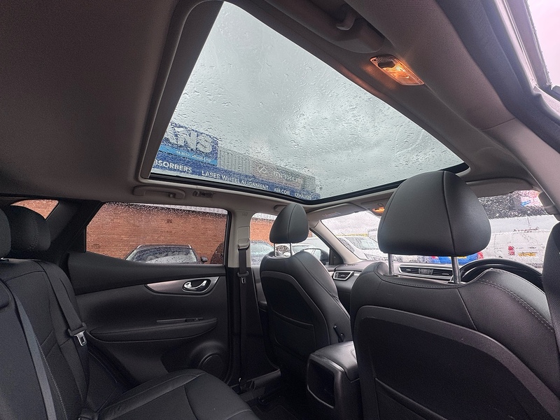 Nissan Qashqai DIG-T Tekna - U2763