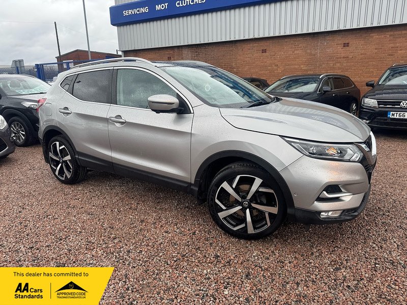 Nissan Qashqai DIG-T Tekna - U2763