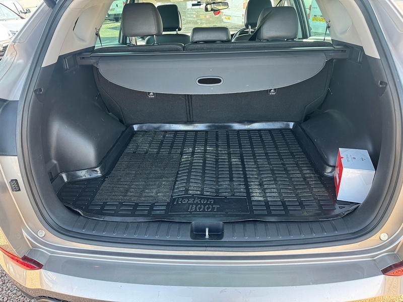 Hyundai TUCSON CRDi Premium SE - U2766