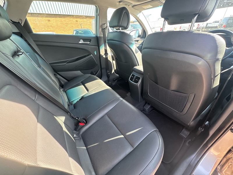 Hyundai TUCSON CRDi Premium SE - U2766