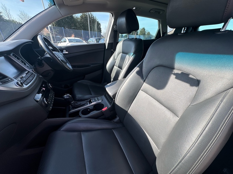 Hyundai TUCSON CRDi Premium SE - U2766