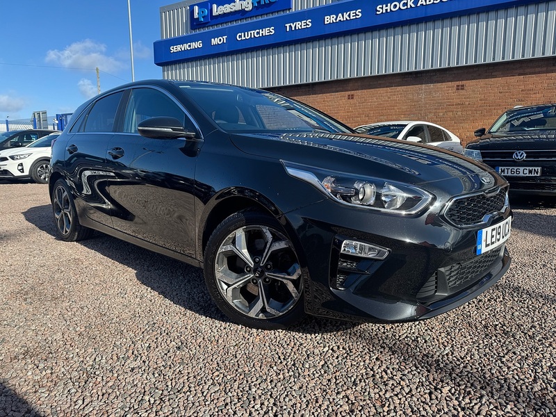 Kia Ceed CRDi 3 - U2768