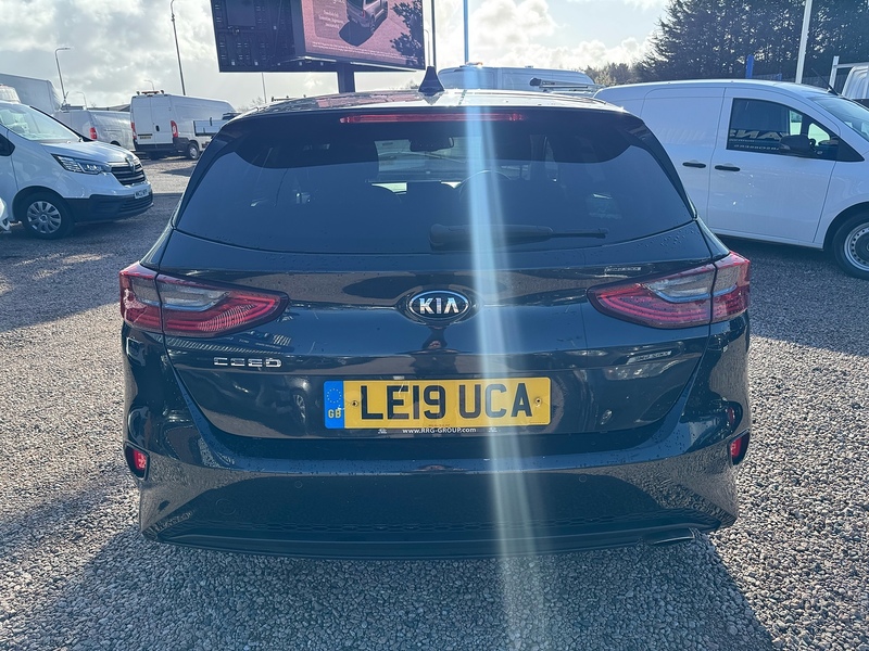 Kia Ceed CRDi 3 - U2768