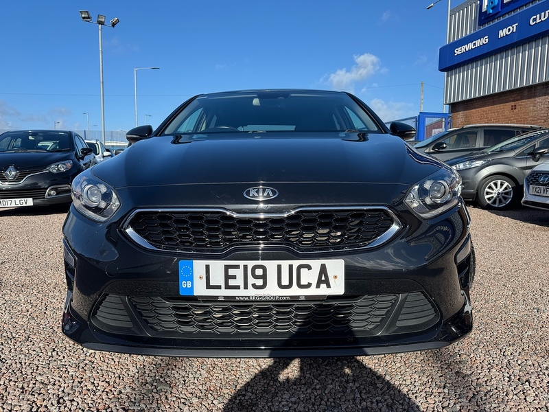 Kia Ceed CRDi 3 - U2768