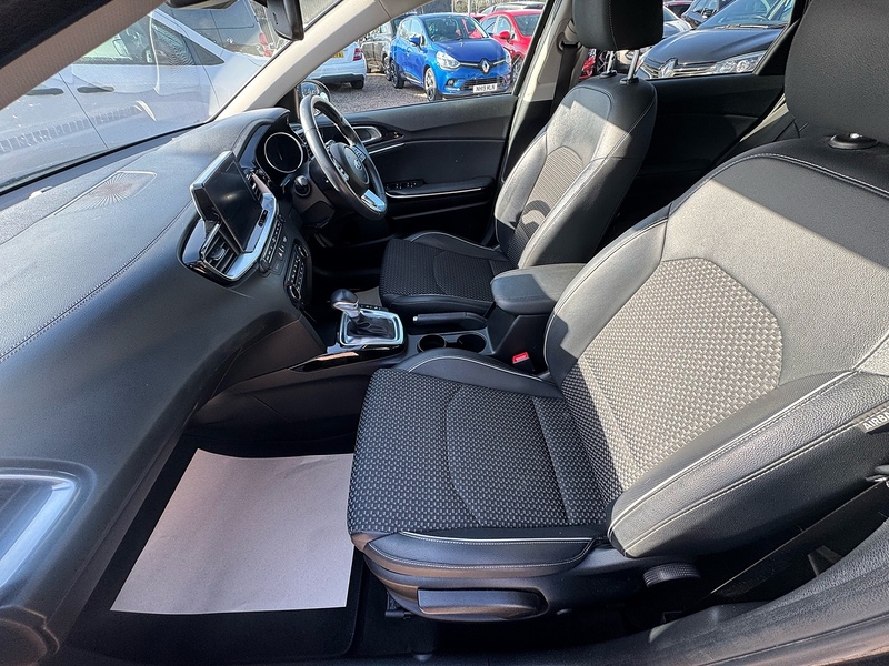 Kia Ceed CRDi 3 - U2768