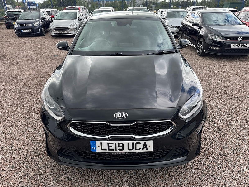 Kia Ceed CRDi 3 - U2768