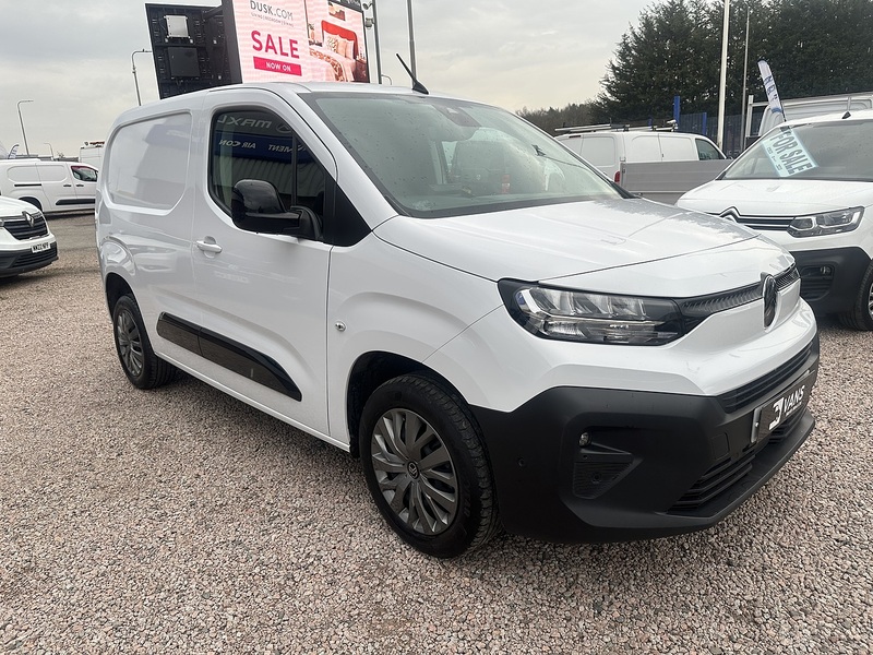 Citroen Berlingo BlueHDi 1000 Driver M - U2772