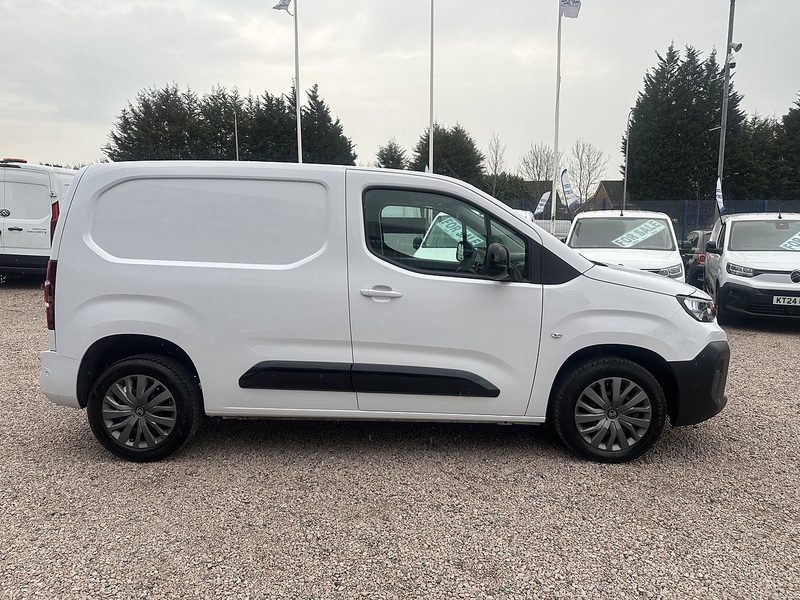 Citroen Berlingo BlueHDi 1000 Driver M - U2772