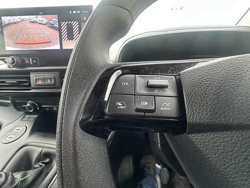 Citroen Berlingo BlueHDi 1000 Driver M - U2772