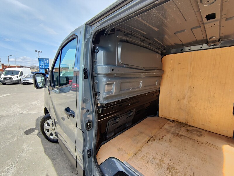 Renault Trafic dCi Blue SL28 Business+ - U2773