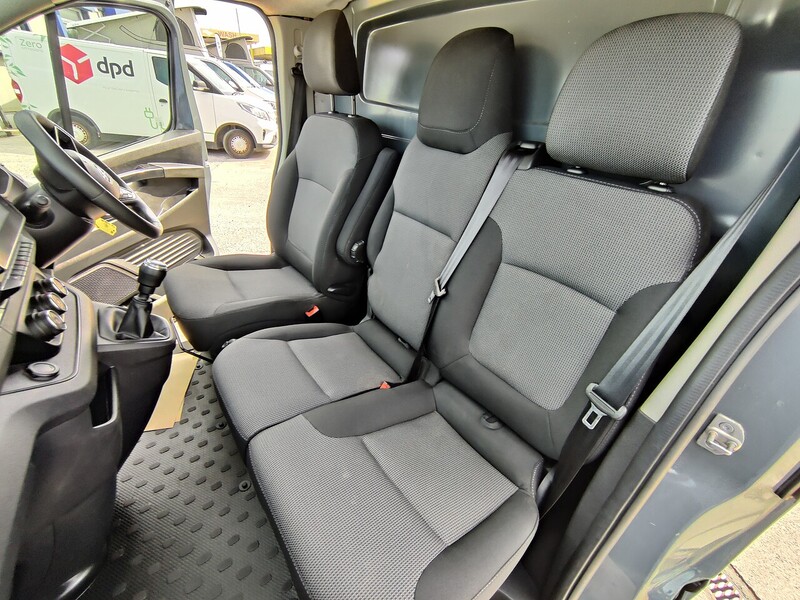 Renault Trafic dCi Blue SL28 Business+ - U2773