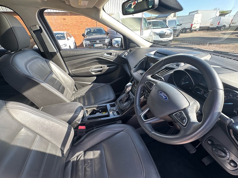 Ford Kuga TDCi EcoBlue Titanium X Edition - U2775