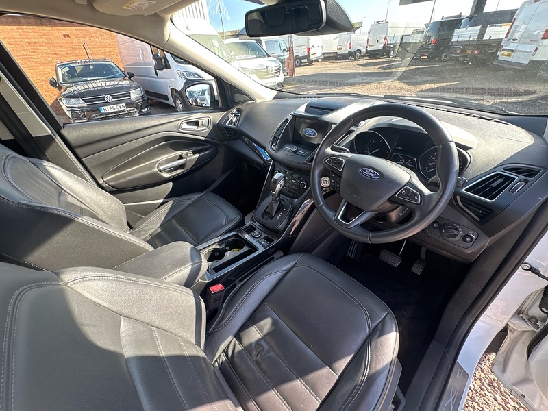 Ford Kuga TDCi EcoBlue Titanium X Edition - U2775