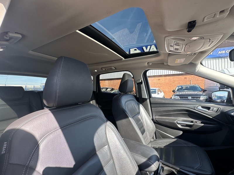 Ford Kuga TDCi EcoBlue Titanium X Edition - U2775