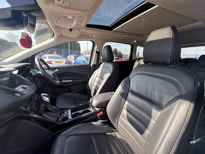 Ford Kuga TDCi EcoBlue Titanium X Edition - U2775