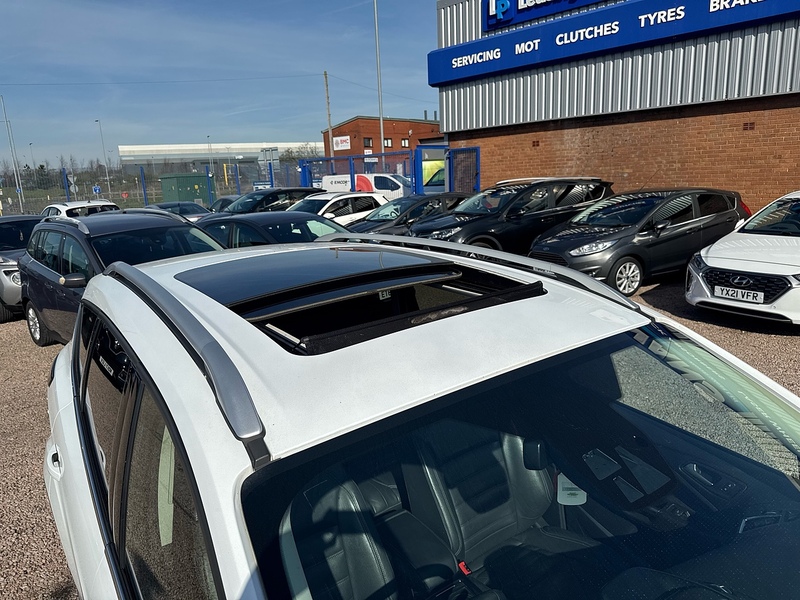 Ford Kuga TDCi EcoBlue Titanium X Edition - U2775