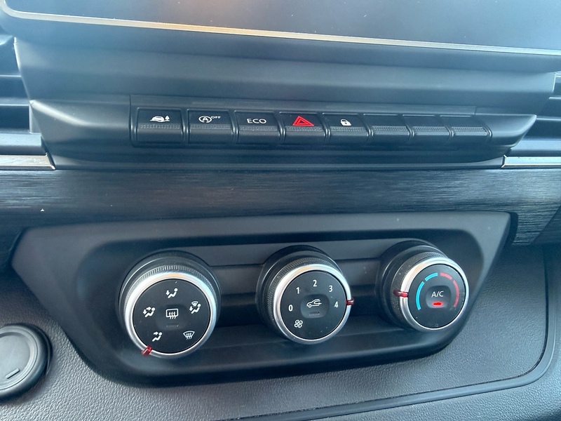 Nissan Primastar dCi 28 Tekna - U2787