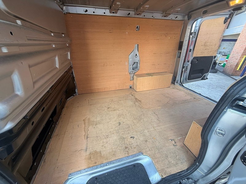 Nissan Primastar dCi 28 Tekna - U2787