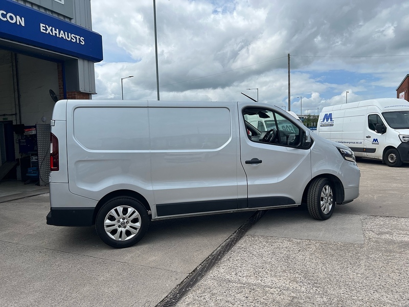 Nissan Primastar dCi 28 Tekna - U2787