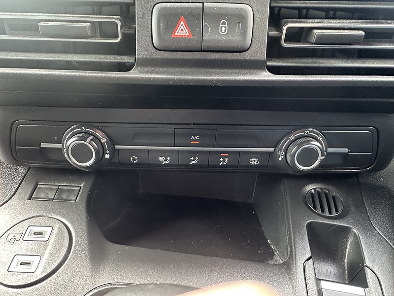 Peugeot Partner BlueHDi 1000 Professional - U2789