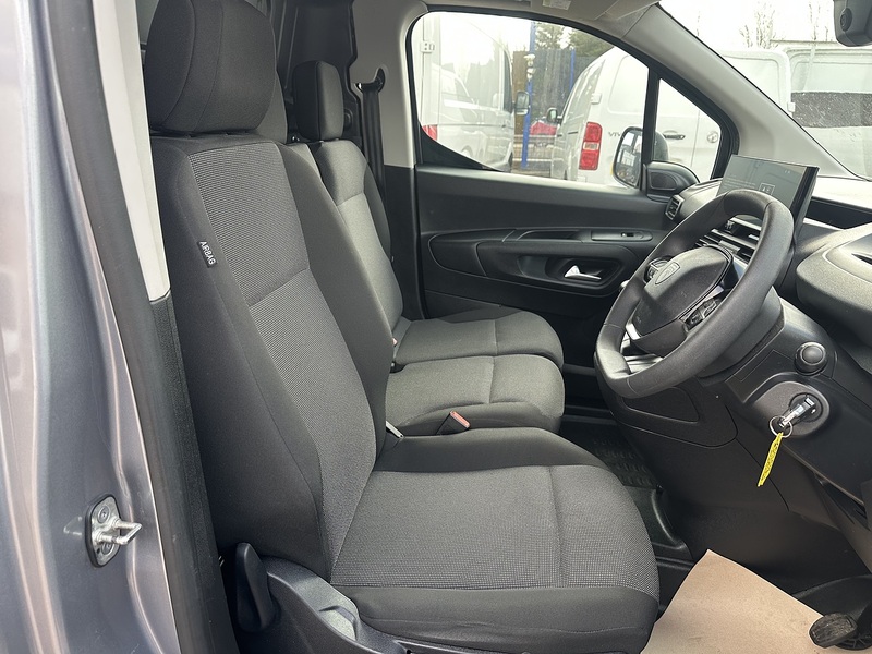 Peugeot Partner BlueHDi 1000 Professional - U2789